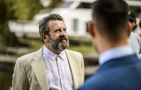Episod 6, Sezon 2 “Fructul oprit” – Alex, către Sonia: “Fugim împreună!”