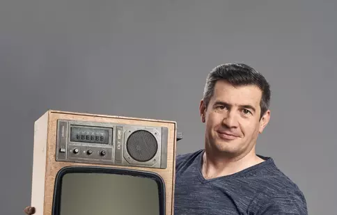 INTERVIU ALTFEL. Dragoș Pătraru (Prima TV): „Aproape tot mă uimește la tv azi”