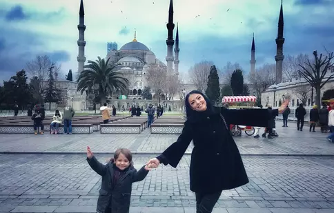 FOTO. Surpriză pentru Andreea Mantea. Cine a vizitat-o la Istanbul