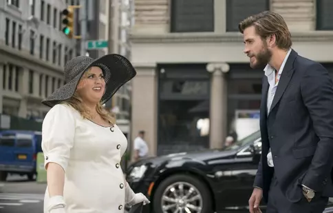 Rebel Wilson, Liam Hemsworth și Priyanka Chopra joacă în comedia „neromantică” „Cât romantism!”