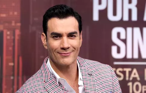 David Zepeda s-a împăcat cu fosta iubită și joacă și într-o nouă telenovelă