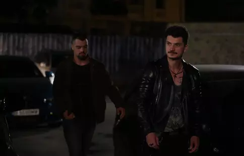 Luni, de la 20:30, vedem cum reacționează Leo atunci când Vlad îi spune: „Mulțumesc, șefule Clește!”