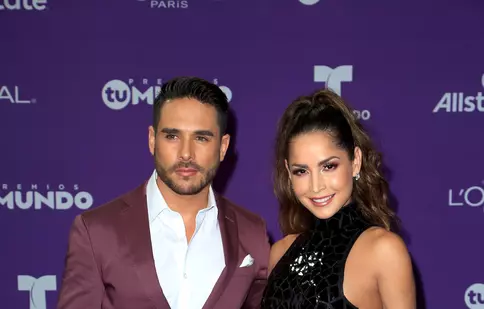 Actrița Carmen Villalobos („Și fără sâni există paradis”) s-a căsătorit în secret