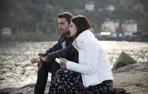 Serialul „Lacrimi la Marea Neagră” vine la Happy Channel din 7 septembrie. Ce mai fac în prezent protagoniștii
