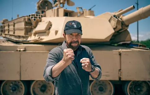 Chuck Norris, într-o formă de zile mari la 84 de ani. Cel mai recent clip al actorului i-a surprins pe fani: „Mă simt ca la 48 de ani!”