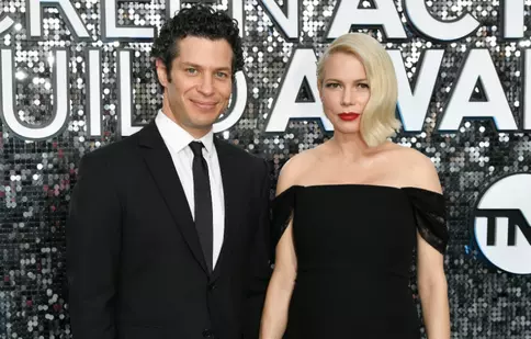 Michelle Williams și Thomas Kail s-au căsătorit în secret