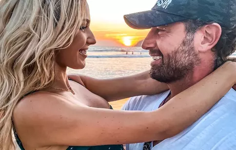Irina Baeva nu se află în carantină doar cu Gabriel Soto. Cine se mai află în casă cu ei!