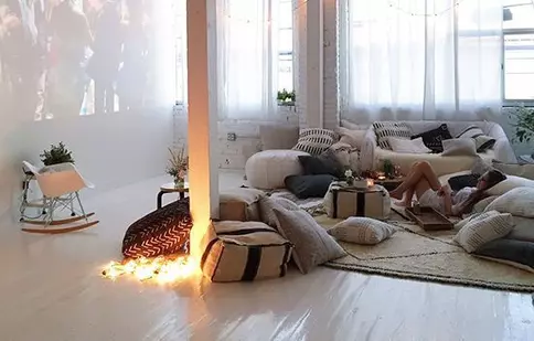 (P) Cum să îți amenajezi propriul home-cinema acasă