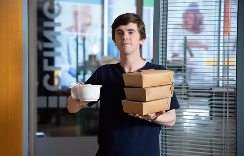 „Doctorul cel bun” a revenit pe Netflix. Tot ce merită să știți despre serialul cu Freddie Highmore în rol principal