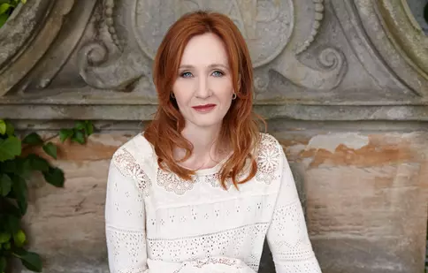 Nicola Coughlan, atac la adresa scriitoarei J.K.Rowling. Ce mesaj i-a transmis public: „Păstrează-ți noul Harry Potter”