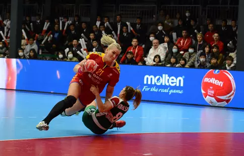 TVR 1 şi TVR 2 transmit în direct şase meciuri din Cupa României la handbal feminin