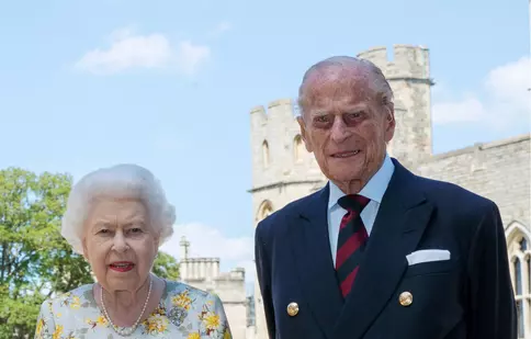 Regina Elisabeta a II-a şi prinţul Philip au fost vaccinaţi împotriva COVID-19