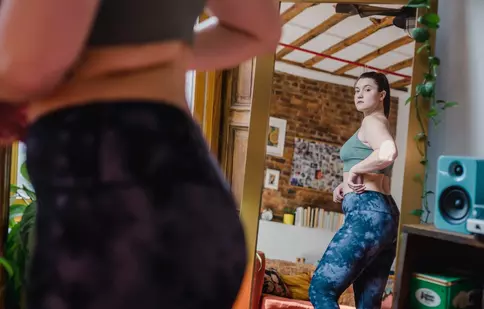 În căutarea siluetei perfecte! Iată ce ar trebuie să facem ca să nu ne îngrășăm după 40 de ani