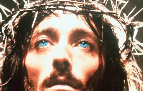 Antena 1 difuzează mini seria „Iisus din Nazareth”, produsă de Franco Zeffirelli