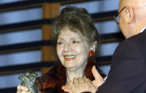TVR 3 difuzează spectacolul „Menajeria de sticlă”, cu Carmen Stănescu în distribuție