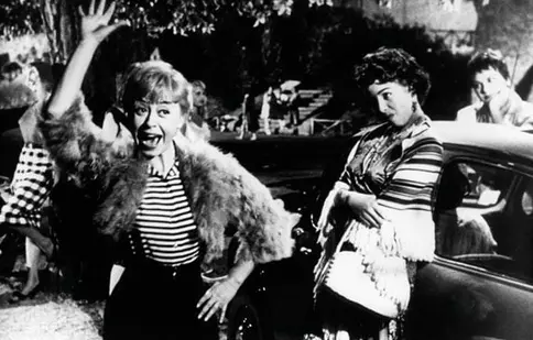 Telecinemateca de la TVR 1 a programat în această seară un film-eveniment: „Nopțile Cabiriei”, regizat de Federico Fellini