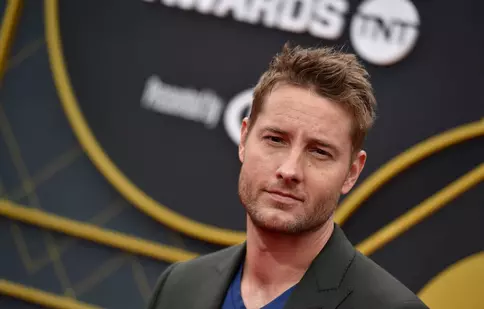 Actorul Justin Hartley s-a căsătorit în secret cu o fostă colegă din „Tânăr și neliniștit”