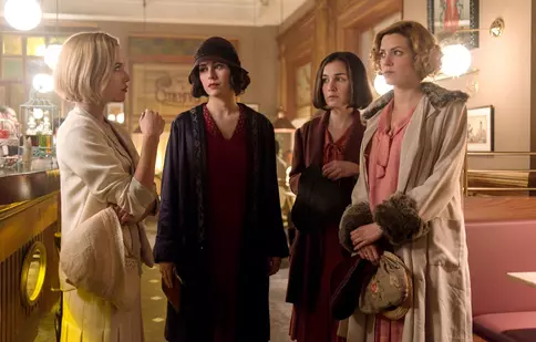 Iubiri din alte vremuri: 5 seriale spaniole romantice de la Netflix