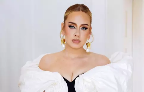 Adele dezvaluie primul fragment din „Easy on Me”, primul single de pe albumul „30”
