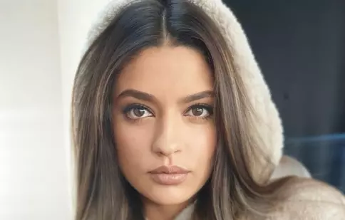 Cine este Oana Moșneagu, Andreea din „Adela”. „Mi se reproşează că sunt rea, invidioasă, geloasă”