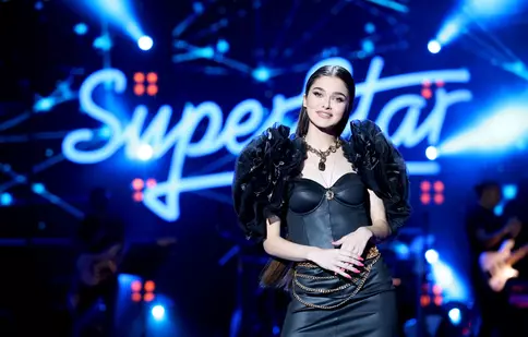Cine este Theo Rose, prezentatoarea de la „SuperStar România” (Pro TV). În ce emisiuni tv am mai văzut-o