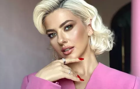 De ce a dispărut Lidia Buble din mediul online. Și-a schimbat complet look-ul