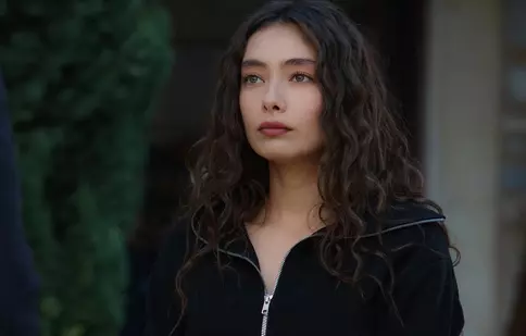 Neslihan Atagül şi Kadir Doğulu vor juca din nou împreună după 9 ani. Tot ce știm despre noul lor serial