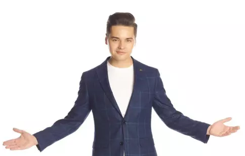 Selly a înființat o fundație caritabilă și lansează campania ToțiLaȘcoală