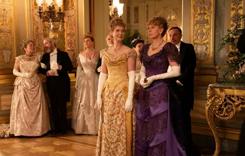 „Epoca de Aur”/„The Gilded Age”, 3 motive pentru a vedea noul serial HBO realizat de creatorul „Downton Abbey”