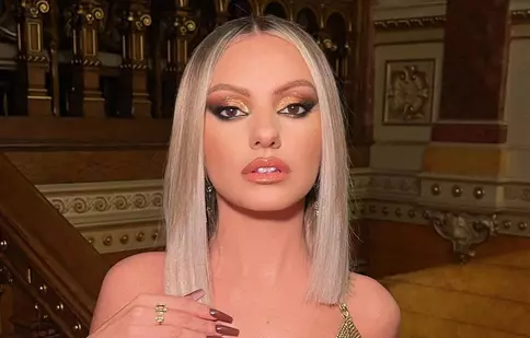 Cum arăta Alexandra Stan în urmă cu 19 ani. A participat la un concurs de Miss și a obținut primul loc