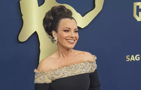 Fran Drescher, apariție ravisantă pe covorul roșu. Actrița din „Dădaca” are 64 de ani