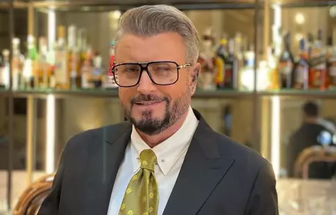 Cătălin Botezatu își face debutul în cinematografie la 57 de ani. Ce rol va interpreta