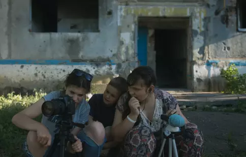 „Pamântul e albastru ca o portocală”, multipremiatul film documentar, în premieră la TVR 1