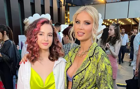 Ce sfaturi îi dă Andreea Bănică fiicei sale. Cum face față maturizării Sofiei. „Aștept momentul în care vom fi prietene”