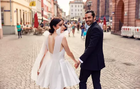 Încă o nuntă superbă printre actorii turci! Serkan Çayoğlu şi Özge Gürel s-au căsătorit!