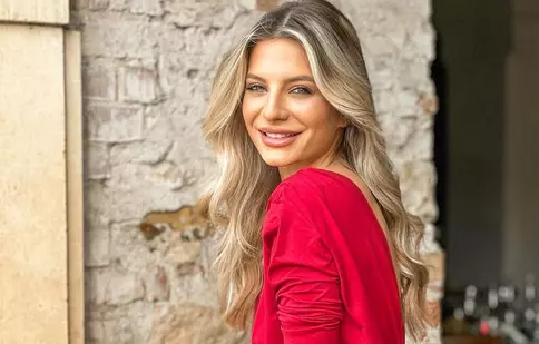 Ana Baniciu a spus când va avea loc nunta cu Edy Kovacs. Cum vrea să arate rochia de mireasă