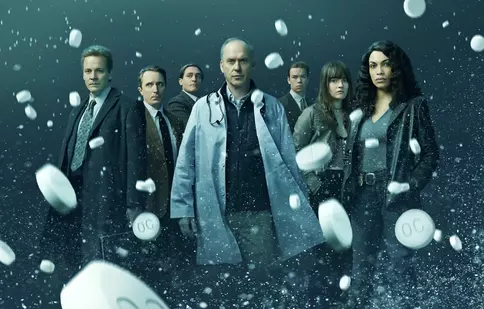 Review „În sevraj” / „Dopesick”, miniseria Disney Plus: Suferința, convertită în multe zerouri