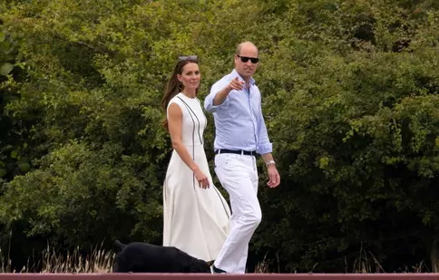 Kate Middleton și Prințul William, momente rare de tandrețe în public