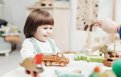 8 activități care dezvoltă dexteritatea copiilor