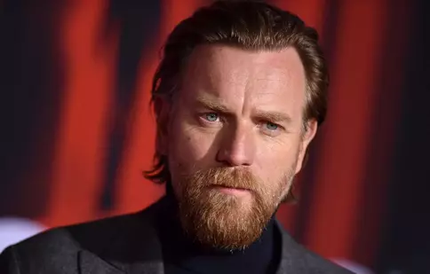 Ewan McGregor joacă rolul principal în miniseria „Un gentleman la Moscova”. Când va fi premiera