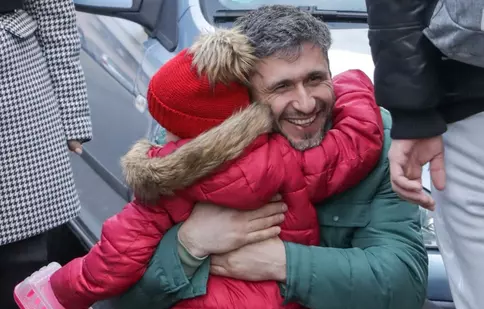 „Visuri la cheie”, 12 octombrie 2022. Povestea unor copii care au rămas în grija bunicii. „Mi-e dor de mami. Nu mai vine deloc din pământ”