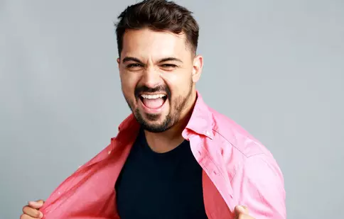 Bogdan Ciudoiu, între radio și televiziune, pe două roți. Cum arată viața prezentatorului „Vorbește lumea”. EXCLUSIV