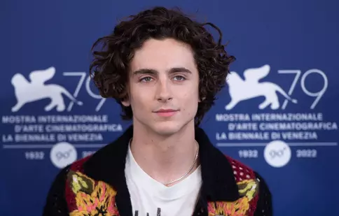 Cum se descurcă Timothée Chalamet în rolul lui Willy Wonka. Dezvăluirile unui alt actor din filmul „Wonka”