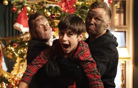 „Clanul” devine „Singur acasă”. Florinel, băiatul lui Bebe Măcelaru, se transformă în Kevin