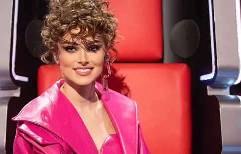 Theo Rose se pregătește de un Crăciun și de un An Nou de poveste. „Voi lăsa anul ce vine să mă surprindă”. EXCLUSIV