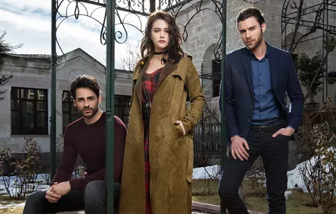 Serialul turcesc „O rândunică în furtună” începe la Timeless Dizi Channel. Programul de difuzare