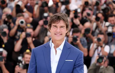 Cine ar fi noua iubită a lui Tom Cruise. Este mai tânără cu 25 de ani decât celebrul actor