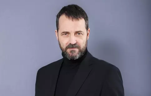 Andrei Aradits se alătură distribuției serialului „Lia – Soția soțului meu” de la Antena 1
