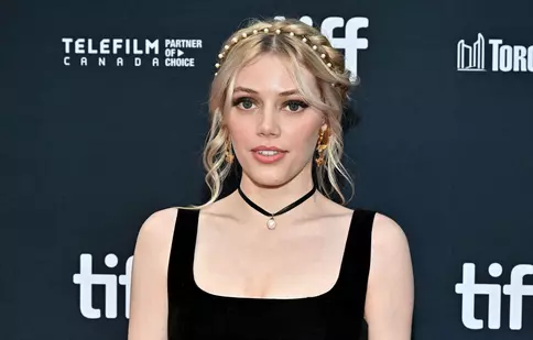 Grace Van Dien, actrița din „Stranger Things”, a fost hărțuită sexual. „Am plâns mult la filmările alea”
