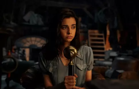 Netflix a lansat trailerul de la All the Light We Cannot See. Când are premiera miniseria